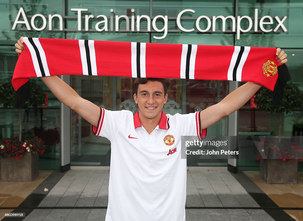 Manchester United Unveil New Signing Matteo Darmian
