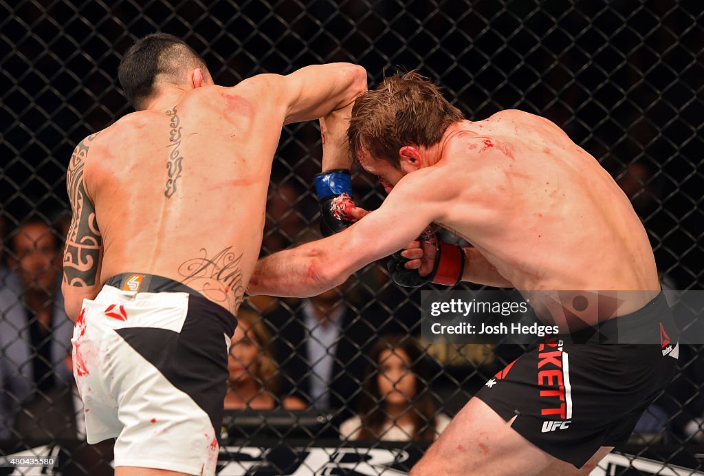 UFC 189: Pickett v Almeida