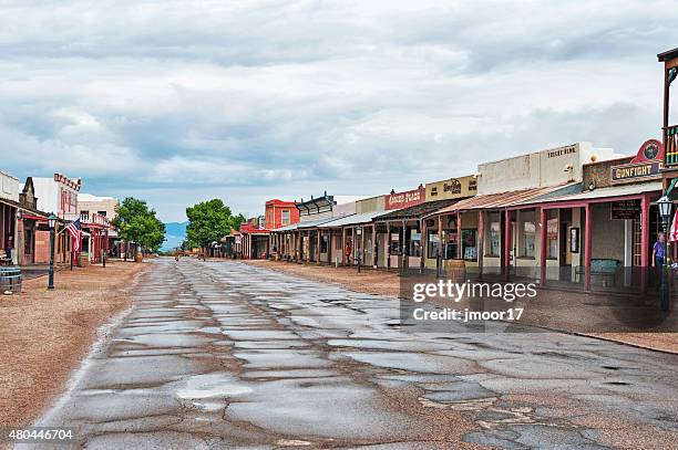 tombstone arizona scena di - tombstone foto e immagini stock