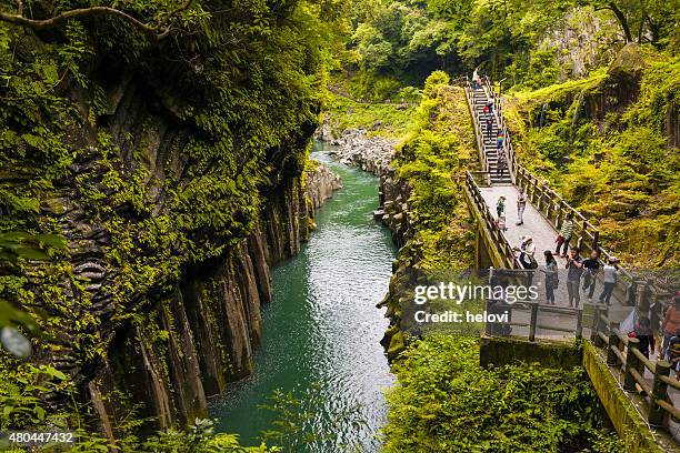 takachiho gorge - prefectura de kagoshima fotografías e imágenes de stock