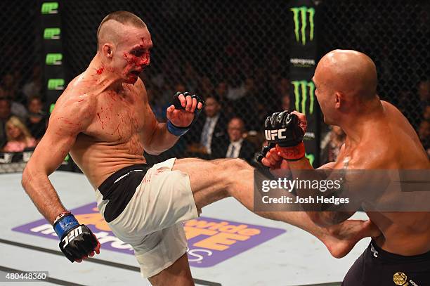 Ufc Rookie Rory Macdonald 1,395 Rory Macdonald Photos & High Res Pictures - Getty Images