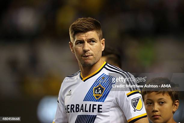 Steven Gerrard of LA Galaxy walks out onto the field for his debut during the International Champions Cup match between Club America and LA Galaxy at...