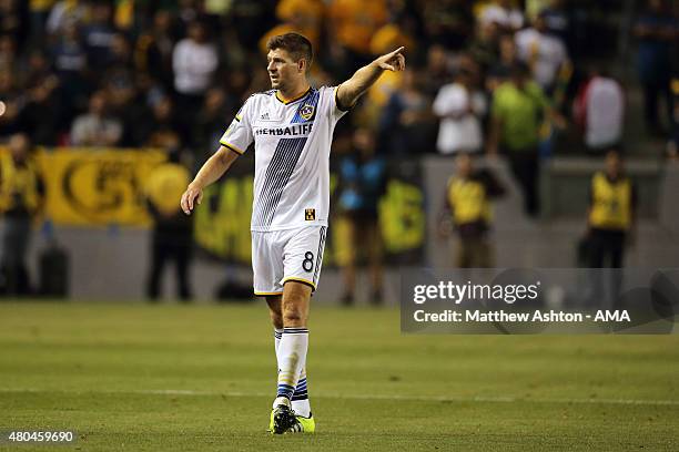 Steven Gerrard of LA Galaxy on his debut during the International Champions Cup match between Club America and LA Galaxy at StubHub Center on July...