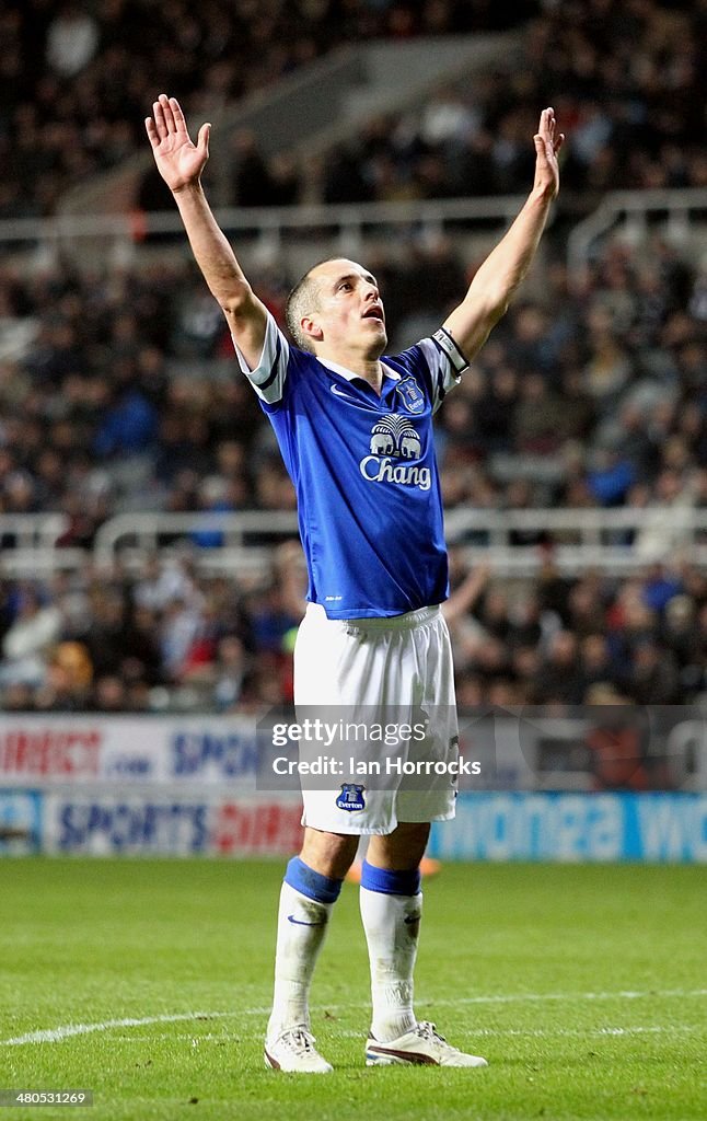 Newcastle United v Everton - Premier League