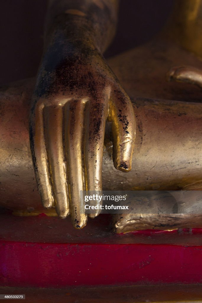 Buddha statue Hand