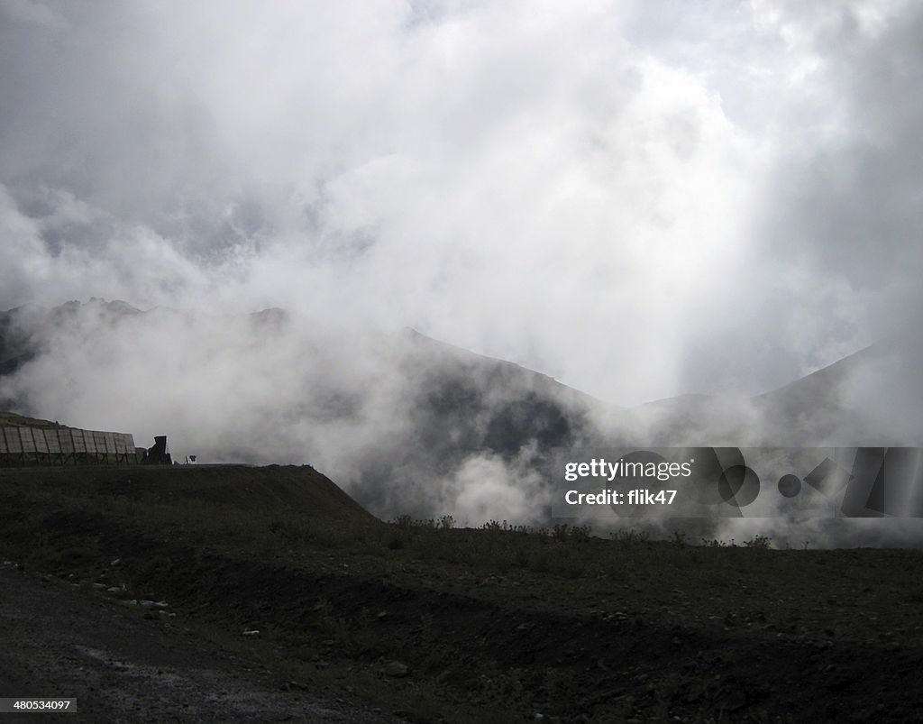 Über den Wolken.  Fahren Sie in die Berge