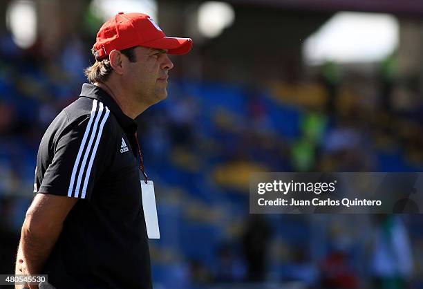 Fernando Velasco of America de Cali watches the game during a match between America de Cali and Bogota FC as part of 17th round of Torneo Aguila 2015...