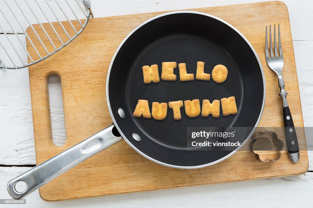 Cookies Kekse Wort "HELLO Herbst im frying pan