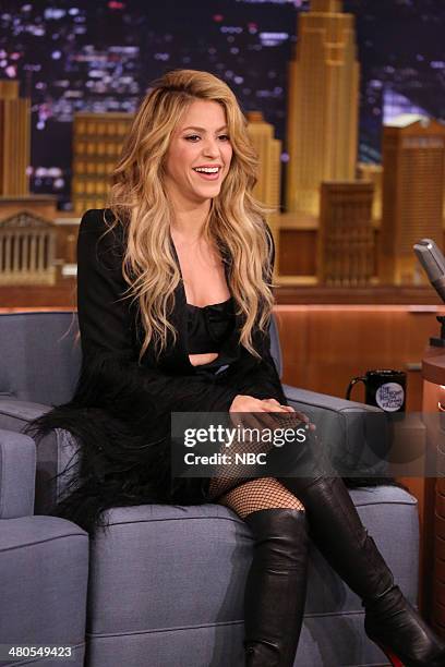 Shakira Jimmy Fallon Photos and Premium High Res Pictures - Getty Images
