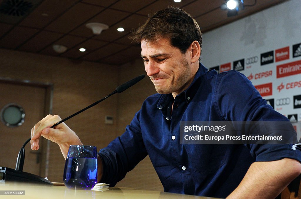 Iker Casillas Announces That He Leaves Real Madrid Football Team