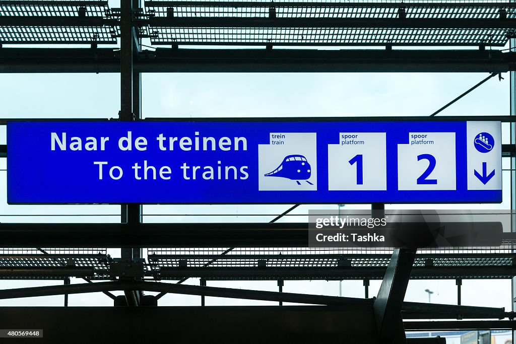 Schiphol sign