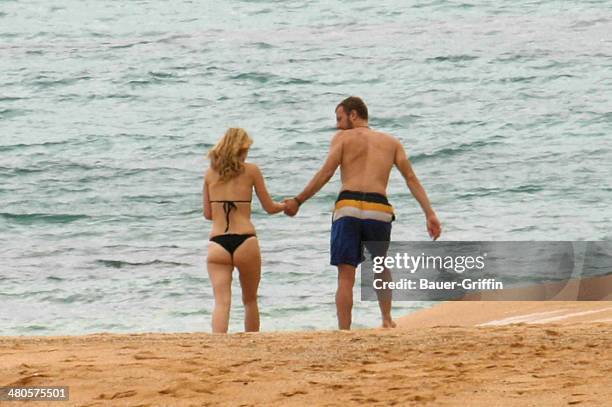 Gwyneth Paltrow and Chris Martin are seen on May 01, 2002 in Kauai, Hawaii.