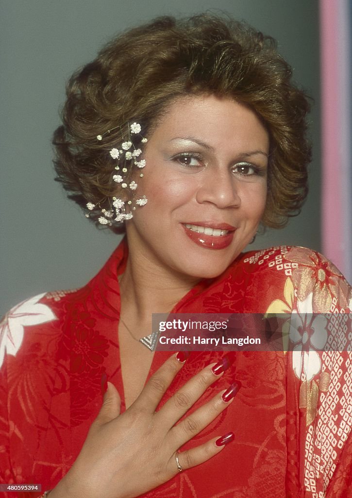 Mannie Riperton Singer Minnie Riperton poses for a portrait in 1977 in Los Angeles ...