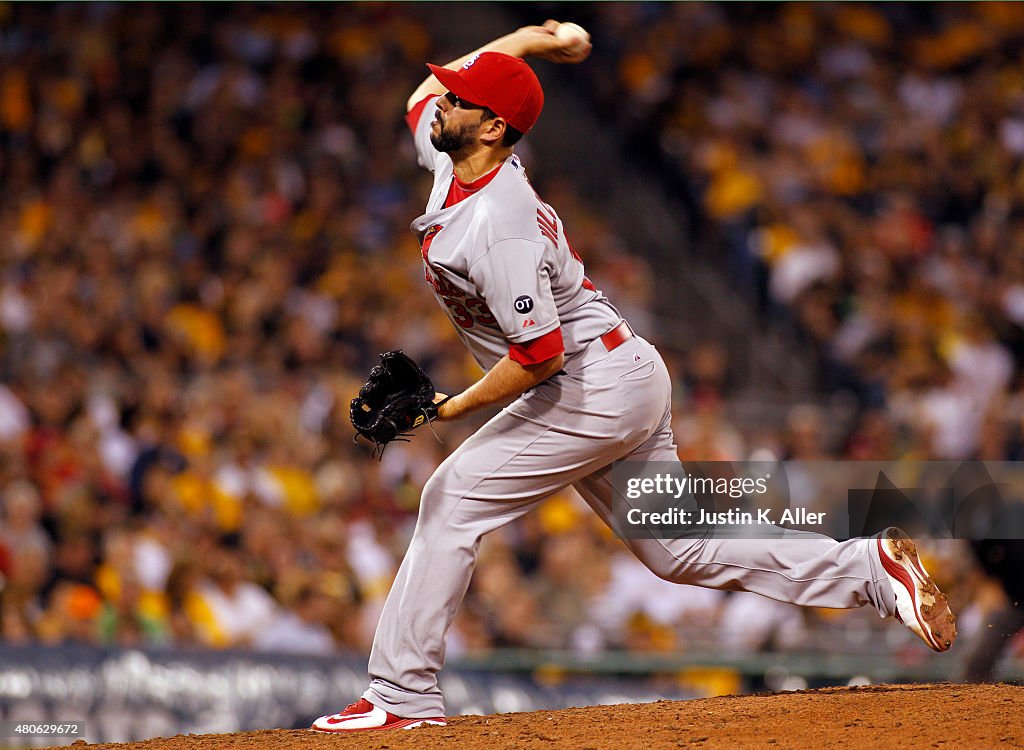 St Louis Cardinals v Pittsburgh Pirates