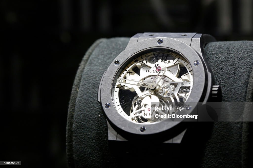 Visitors Attend 2014 Baselworld Luxury Watch And Jewellery Fair