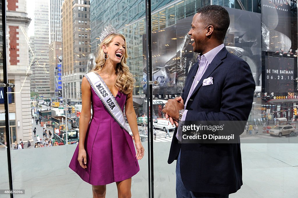 Miss USA Visits "Extra"