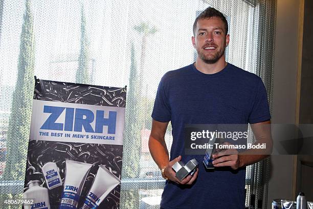 Basketball player David Lee attends the GBK Pre-ESPY lounge held at the Andaz Hotel on July 13, 2015 in Los Angeles, California.