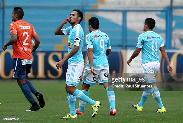 Carlos Lobaton of Sporting Cristal celebrates the first goal of his team against Cesar Vallejo during a match between Sporting Cristal and Cesar...