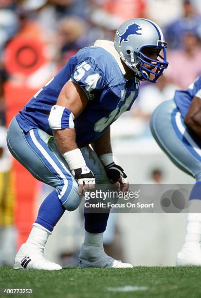 Chris Spielman of the Detroit Lions in action against the Tampa Bay Buccaneers during an NFL football game October 3, 1993 at Tampa Stadium in Tampa...