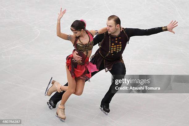 Vera Bazarova and Yuri Larionov of Russia compete in the Pairs Free Program during ISU World Figure Skating Championships at Saitama Super Arena on...