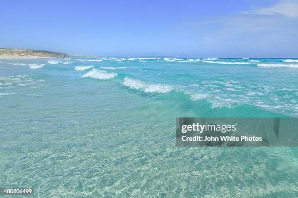 pristine water at sleaford bay - port lincoln stock-fotos und bilder