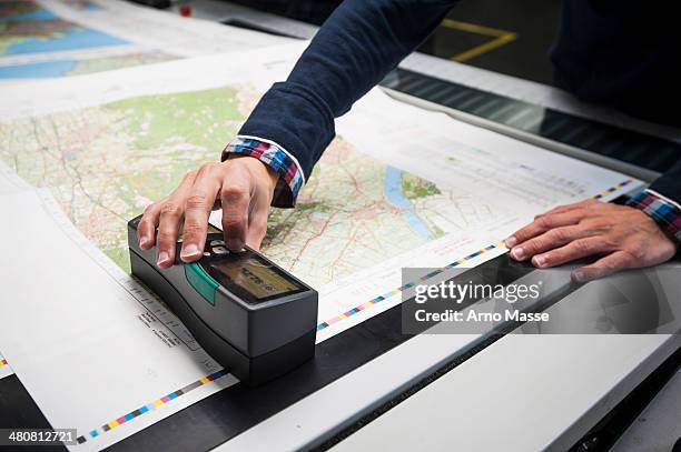 Checvking A Rmap Checking A Map Photos and Premium High Res Pictures - Getty Images