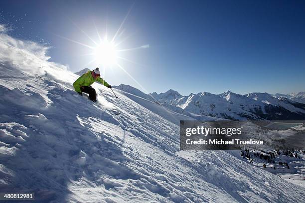 man skiing off piste in kuhtai ,tirol, austria - kuehtai foto e immagini stock