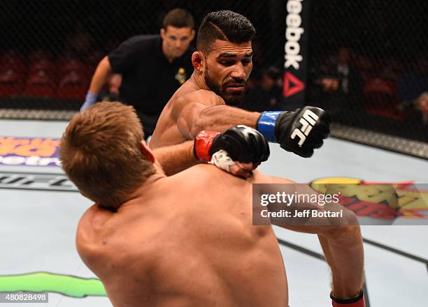 Andy Ufc 66 Andrew Lyman Stock Photos, High-Res Pictures, and Images - Getty Images