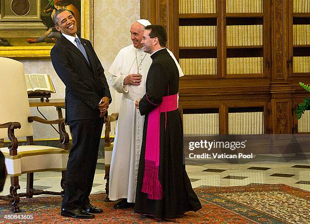 President Barack Obama meets Pope Francis at his private library in the Apostolic Palace on March 27, 2014 in Vatican City, Vatican. The Pope...