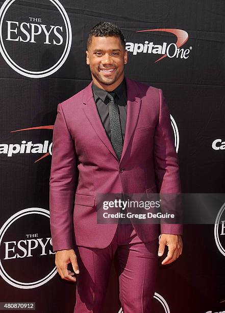 Player Russell Wilson arrives at The 2015 ESPYS at Microsoft Theater on July 15, 2015 in Los Angeles, California.