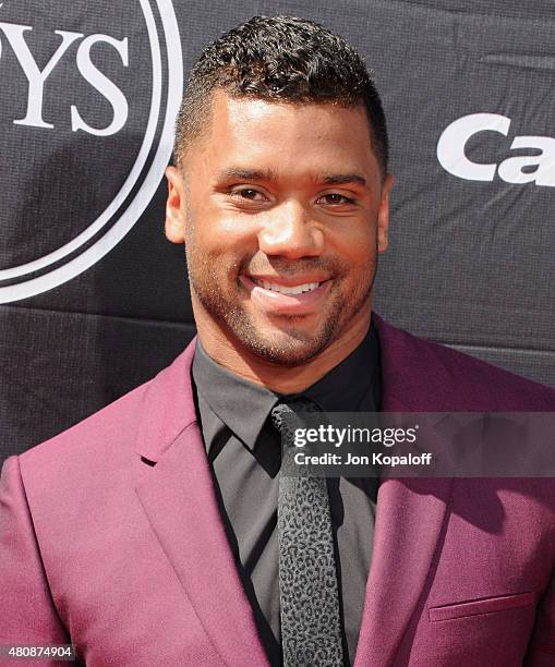 Quarterback Russell Wilson arrives at The 2015 ESPYS at Microsoft Theater on July 15, 2015 in Los Angeles, California.