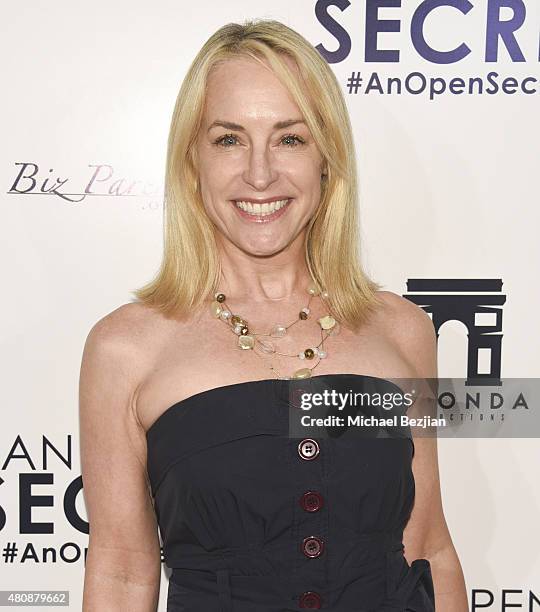 Amanda Wyss Photos and Premium High Res Pictures - Getty Images