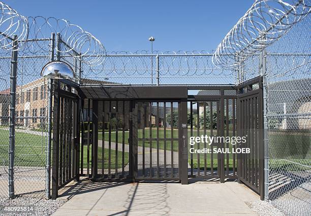 El Reno Fbop 38 El Reno Federal Correctional Institution Stock Photos, High-Res ...