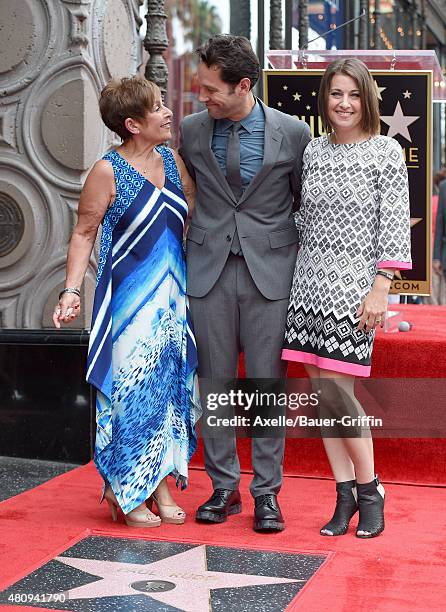 Autumn Rudd Mandi Rudd Photos and Premium High Res Pictures - Getty Images