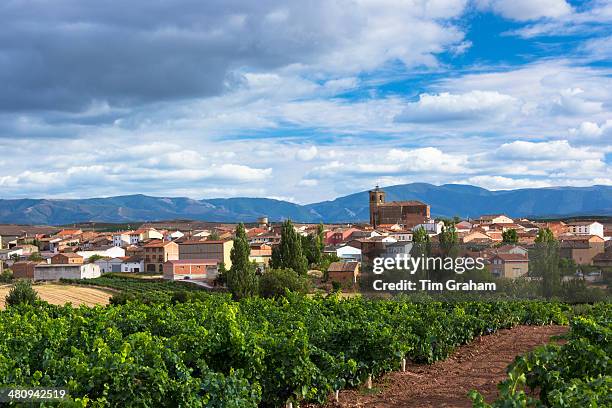 quaint town of azofra in castilla y leon, spain - スペイン ラリオハ州 ストックフォトと画像