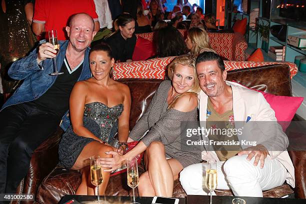 Simone Rennie 180 Ferdinand Rennie Stock Photos, High-Res Pictures, and Images ...