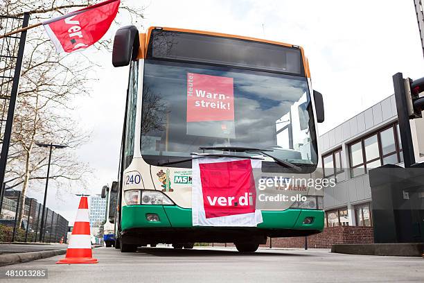 warnung streik des deutschen gewerkschaften verdi, wiesbaden - streik stock-fotos und bilder