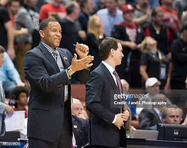 Coach Damon Stoudamire reacts in the last seconds of the fourth round of the 2014 NCAA Men's Basketball Tournament at the Honda Center on March 27,...