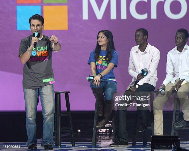 Microsoft Events Roving Reporters Us Microsoft Reporters Photos and Premium High Res Pictures - Getty Images