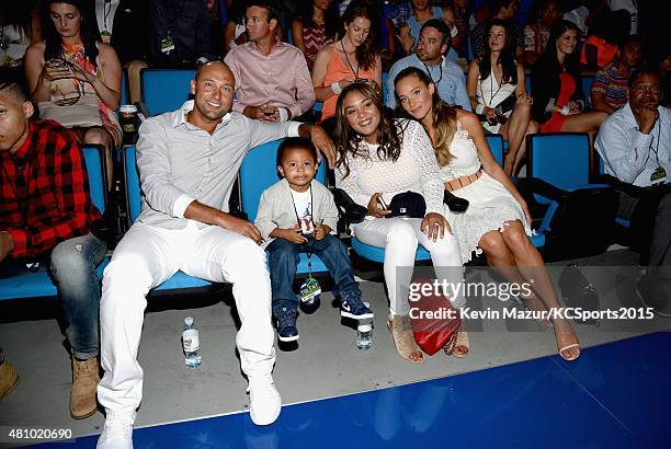 Legend Award recipient Derek Jeter, Jalen Jeter-Martin, Sharlee Jeter and model Hannah Davis attend the Nickelodeon Kids' Choice Sports Awards 2015...