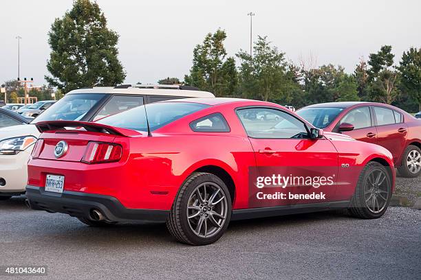 ford mustang gt 5.0 coyote - 2014 2015 stock pictures, royalty-free photos & images