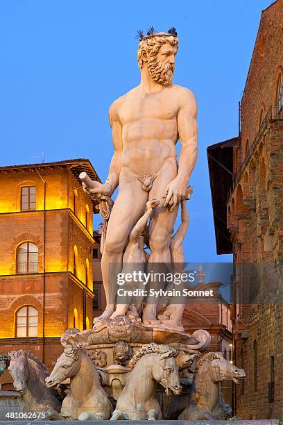 florence, neptune fountain in piazza della signori - male likeness stock pictures, royalty-free photos & images