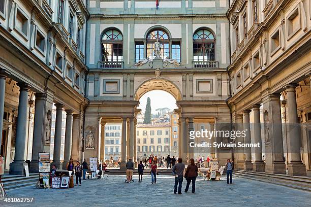 florence,  vasari corridor of galleria degli uffiz - uffizi museum stock pictures, royalty-free photos & images