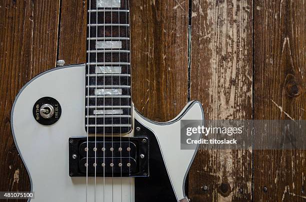 white les paul custom guitar - alternative rock stock pictures, royalty-free photos & images