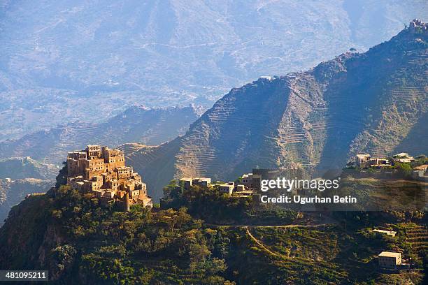 yemen - al mahwit governorate stock pictures, royalty-free photos & images