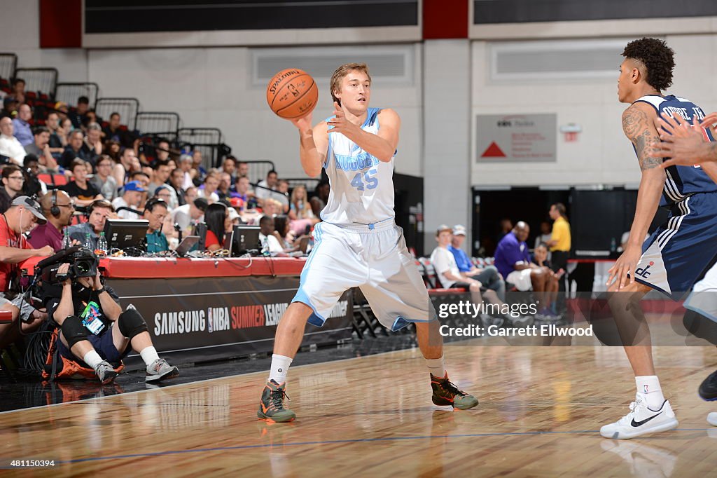 Washington Wizards v Denver Nuggets