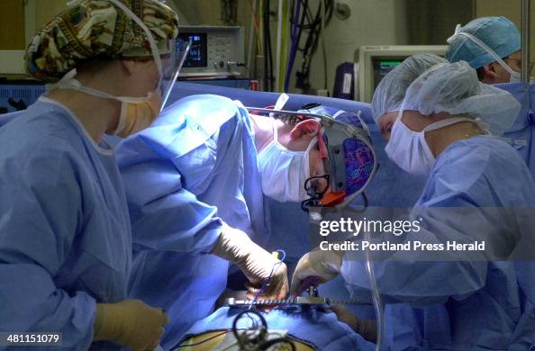 Rheed Quabb Staff Photo by John Ewing, Mon, Apr 03, 2000: Dr. Reed Quinn, a... News ...
