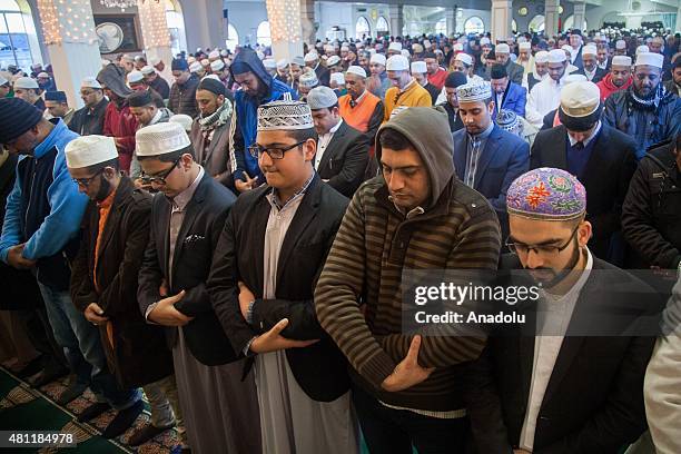 13 Habibia Soofie Masjid Stock Photos, High-Res Pictures, and Images ...