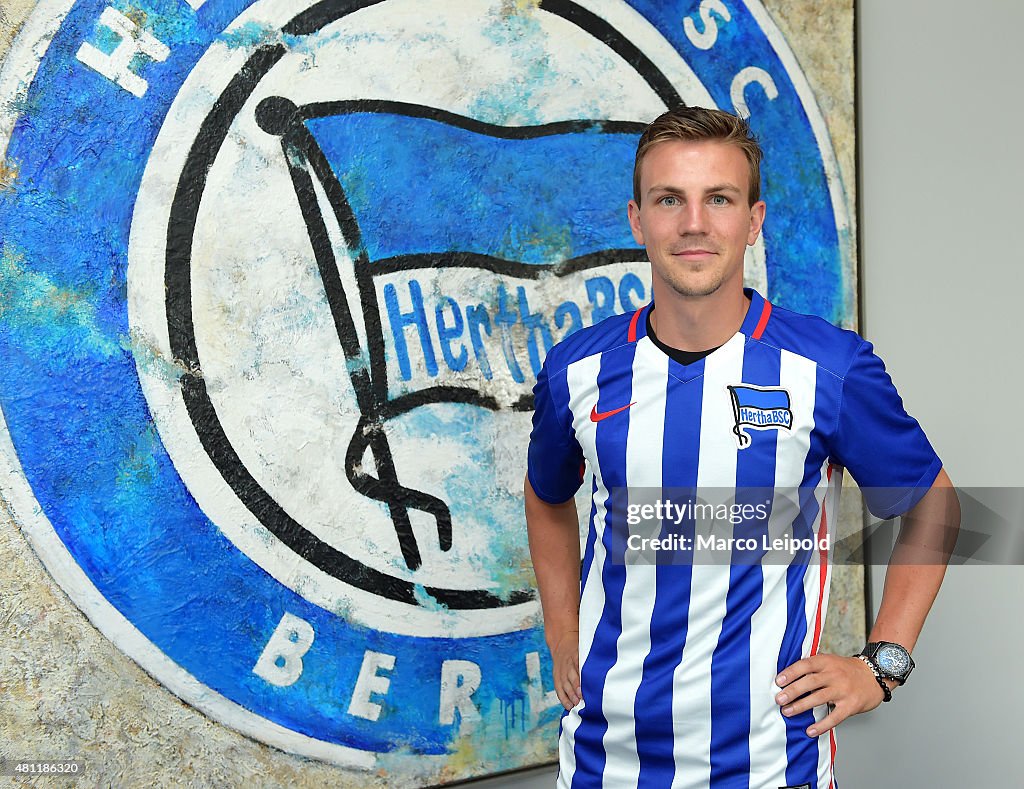 Hertha BSC Unveils New Signing Vladimir Darida