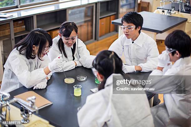 2,606 Kids Science Lab Coats Stock Photos, High-Res Pictures, and ...